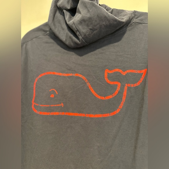 Vineyard Vines Sz: XL Gray Long Sleeve American Flag Whale Logo Top w/Pocket. - Picture 2 of 11